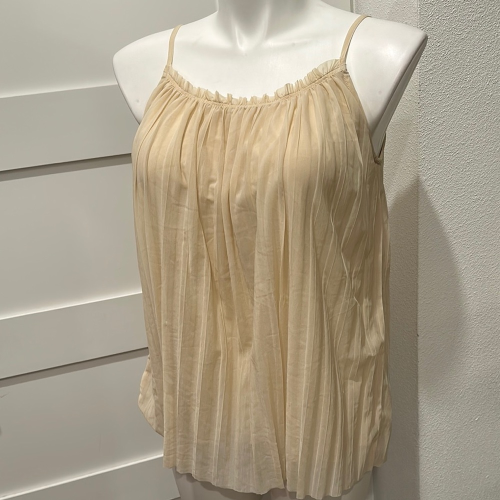 Worthington Pleated Sleeveless Top
